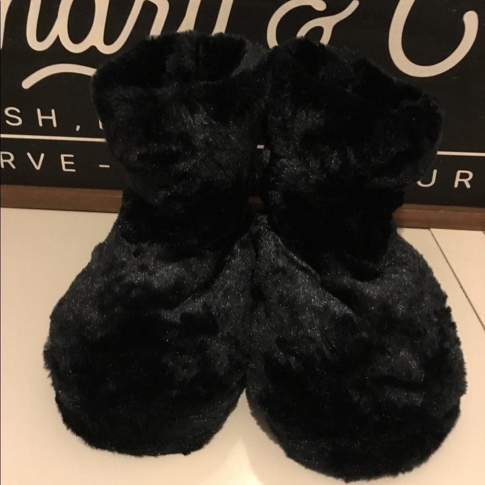 Massaging slippers